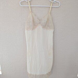 Vintage Warner Lingerie Slip Dress Lace Cottagecore Made in USA Size S